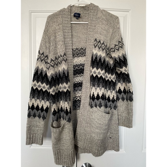 American Eagle Outfitters Sweaters - American Eagle Long Cardigan (Large)